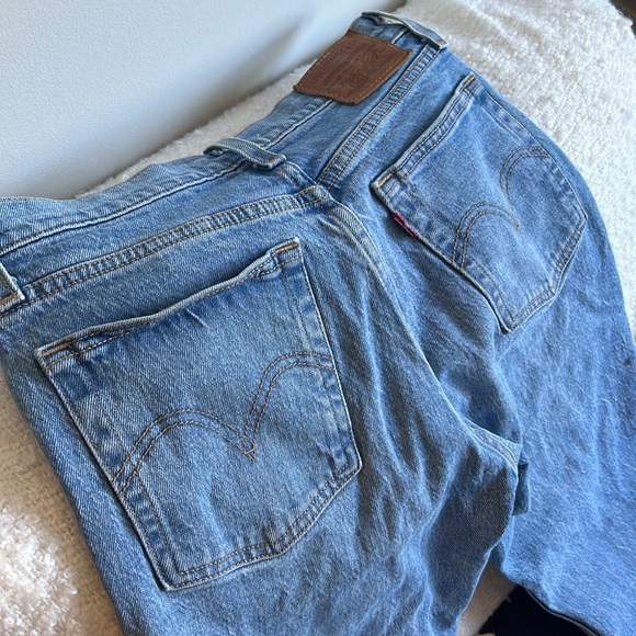 Levi’s • Wedgie Straight jeans - Picture 4 of 5